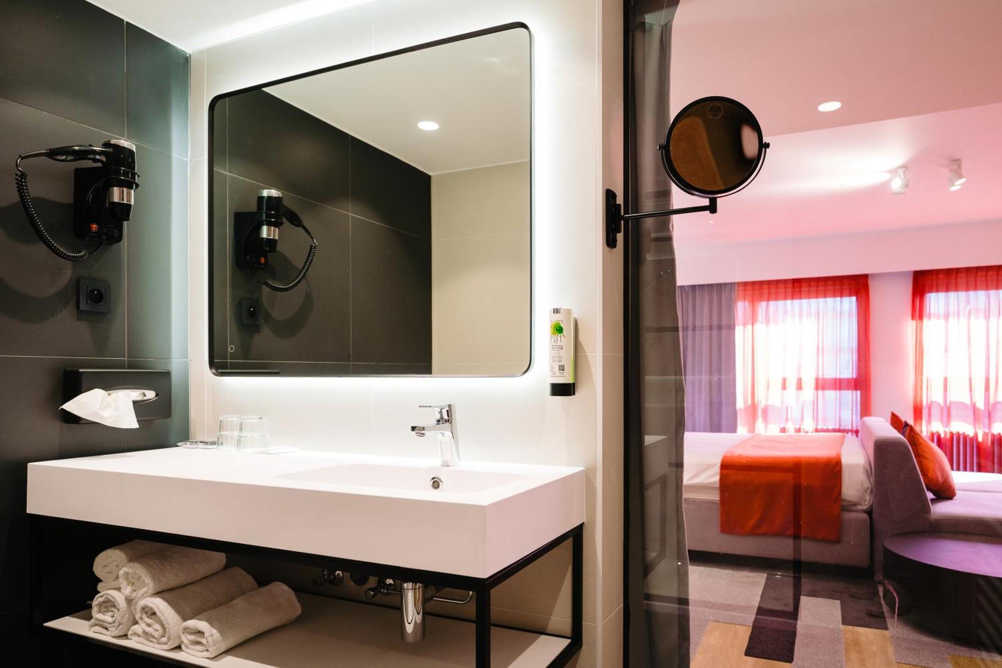 Ostend Hotel Екстериор снимка